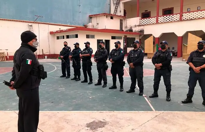 Abren convocatoria para agentes policiacos