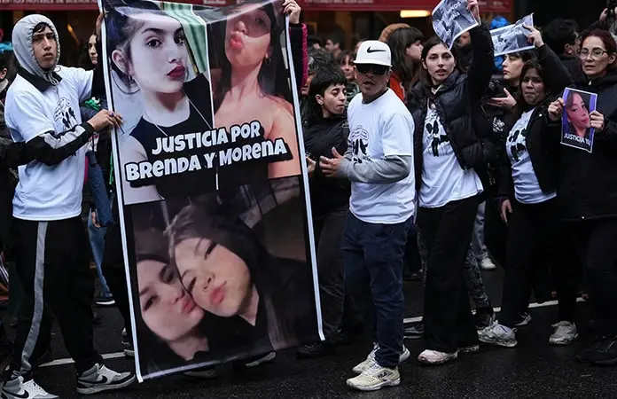 Argentinos marchan en demanda de justicia