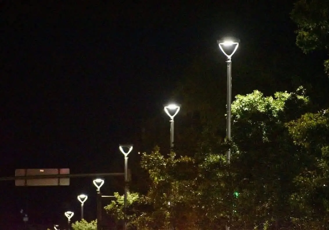 Carranza sufre daños en alumbrado por vandalismo