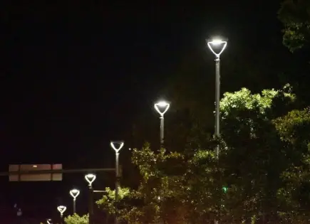 Carranza sufre daños en alumbrado por vandalismo