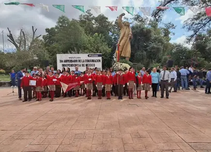 Conmemoran 204 aniversario de la Independencia de México