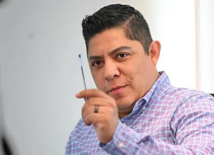 Denuncia gobernador “grilla” de la UASLP Denuncia gobernador “grilla” de la UASLP