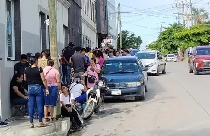 Larga espera para trámites de vivienda