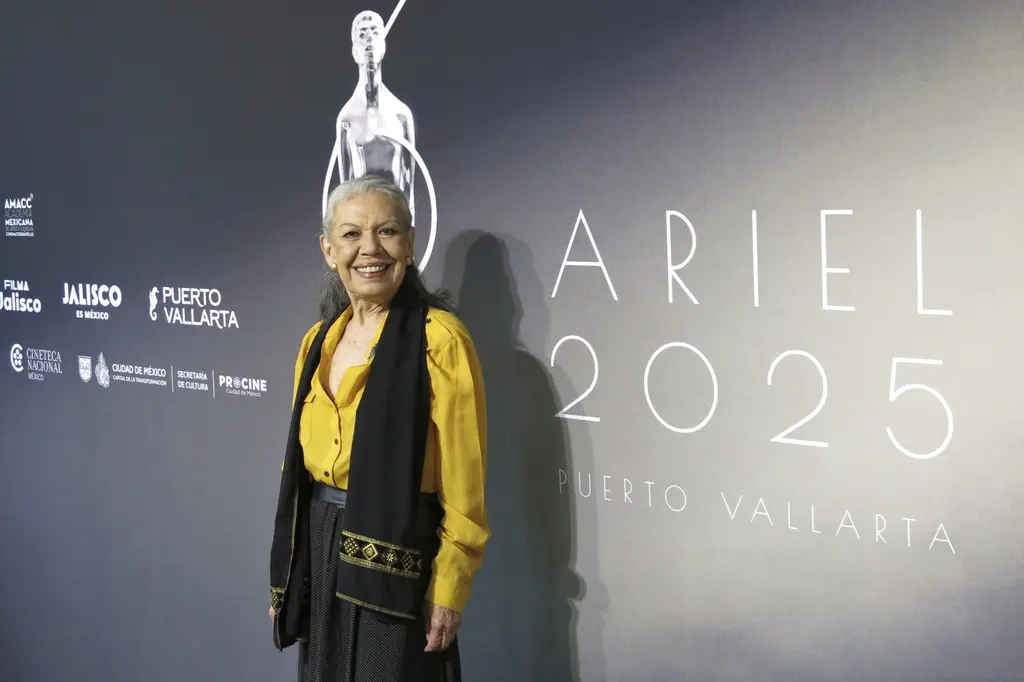 Luisa Huertas triunfa en premios y va por Oscar y Goya