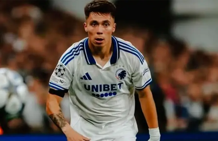 Rodrigo Huescas lidera en asistencias en la liga danesa