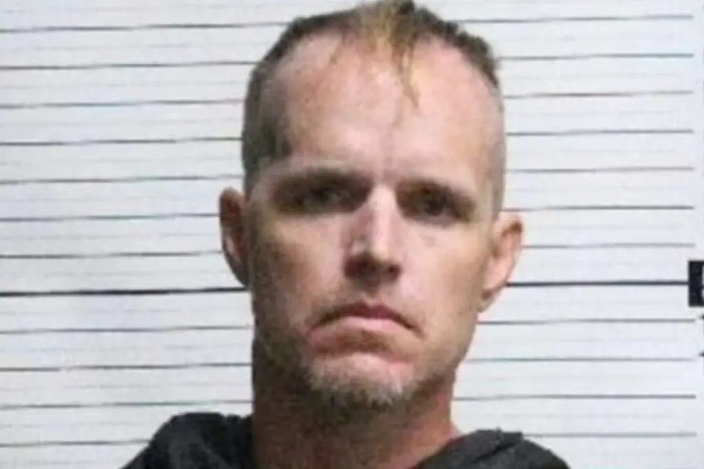 Tiroteo premeditado en Carolina del Norte deja tres muertos