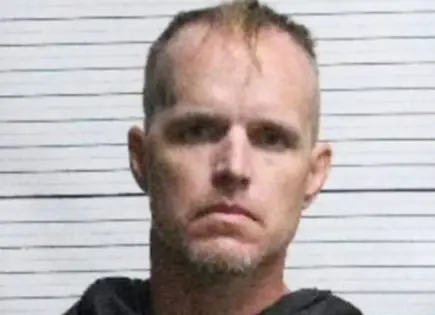 Tiroteo premeditado en Carolina del Norte deja tres muertos