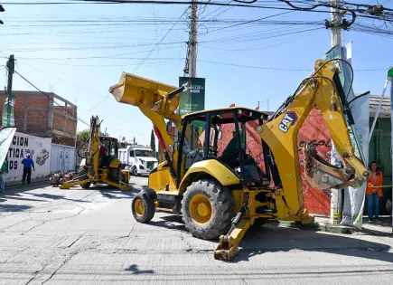 Inician sustitución de la red de drenaje en Villas de Foresta y Villas del Potosí Inician sustitución de la red de drenaje en Villas de Foresta y Villas del Potosí