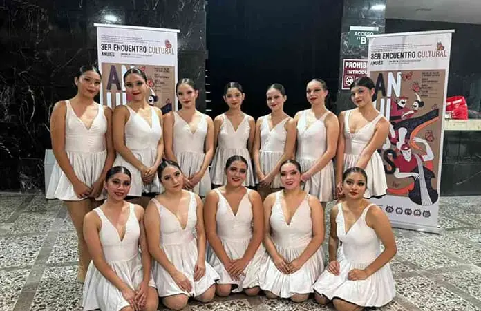 Presentan la obra Claroscuro