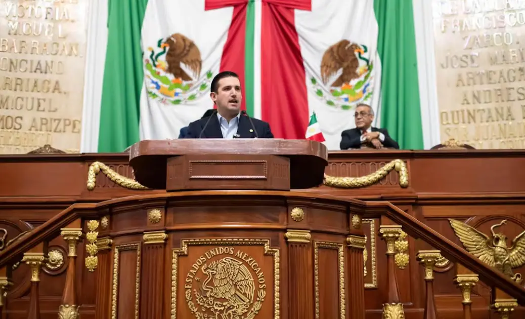 Propuesta de Ley Nicole para prohibir tratamientos estéticos a menores