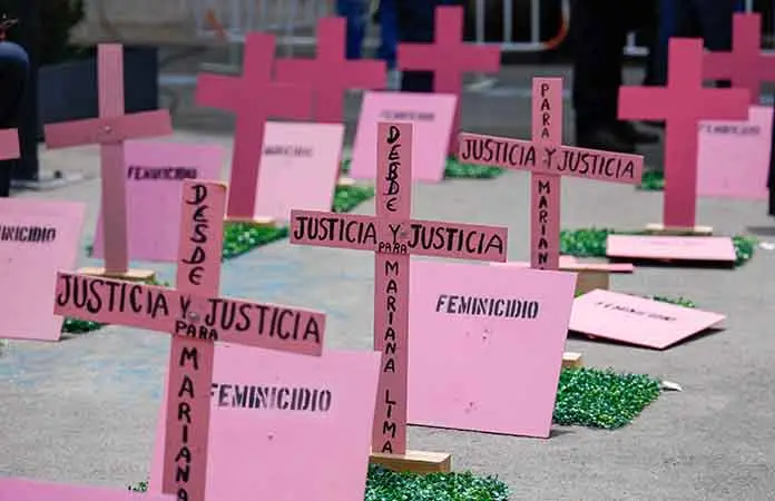 Asesinan a siete mexicanas al día