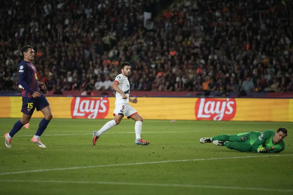 el-psg-conquista-montjuic-con-gol-de-gon%C3%A7alo-ramos-e3a9361c-focus-0-0-1200-850.webp