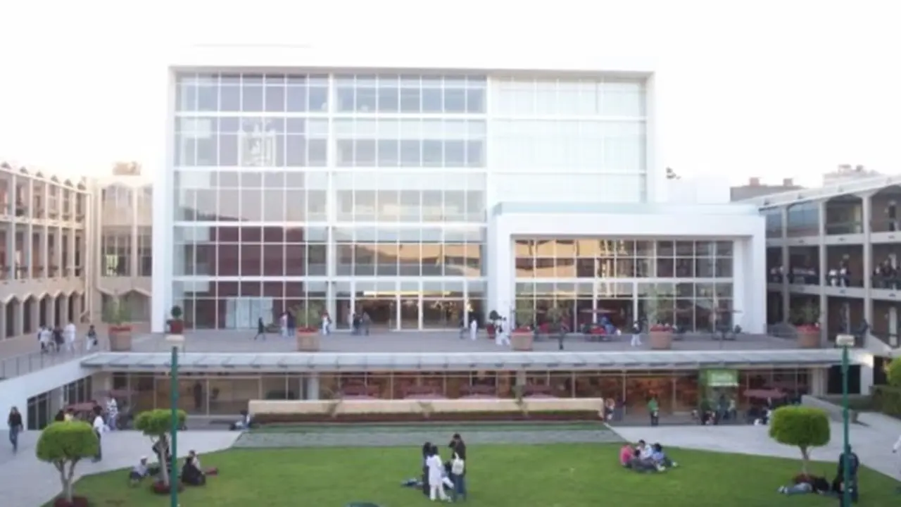 Hallan restos de un feto en la UPAEP de Puebla