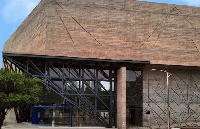 Hoy, conferencia Una ciudad en un jardín