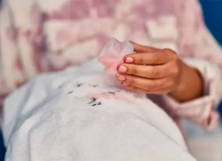 Profeco revela los detergentes más eficaces para eliminar manchas en la ropa