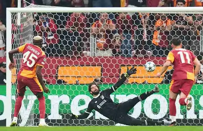 Sorprende Galatasaray al Liverpool 1-0
