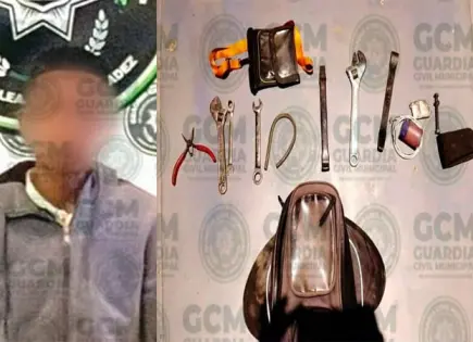 Vándalo robaba herramienta en un accidente