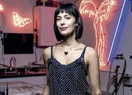 Leticia Maldonado, artista oficial de los Latin Grammy