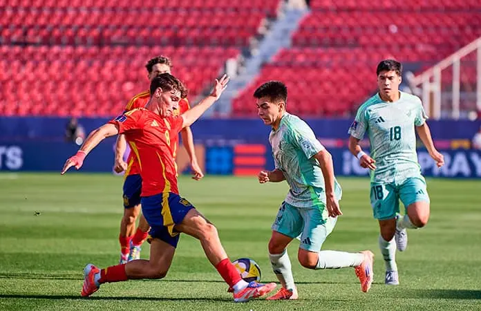 Rescata el Tricolor empate con España