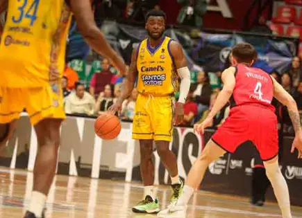 Cae Santos en el primero de la serie