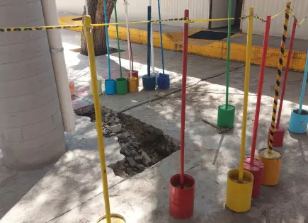 Madres bloquean avenida para garantizar seguridad en preescolar La Lomita