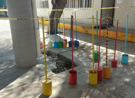 Padres de familia toman instalaciones de Preescolar