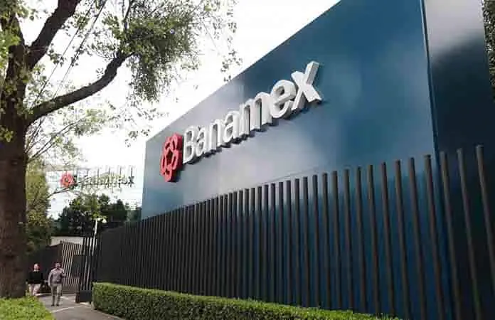 Grupo México entra en puja por Banamex