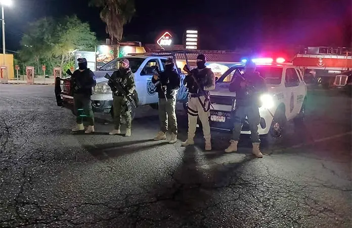 Policías enfrentan a los malosos