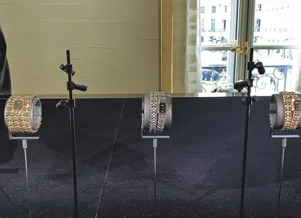 CHANEL Y SU NUEVA VERSIÓN DE RELOJES CHANEL Y SU NUEVA VERSIÓN DE RELOJES