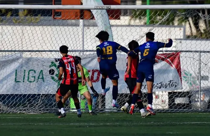 El PFC continúa invicto en casa