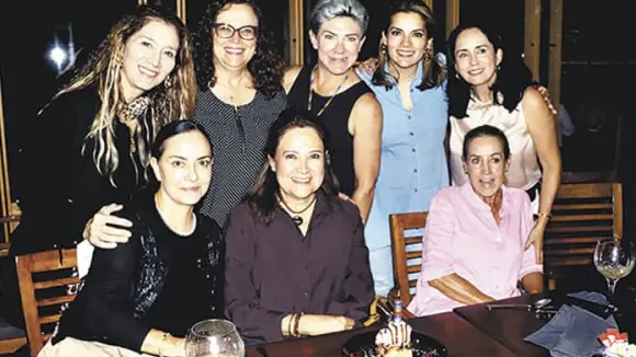 ¡FELIZ EN SU CUMPLEAÑOS!