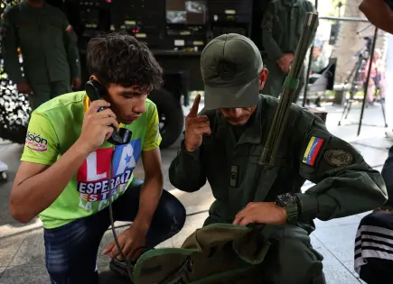 Venezolanos acuden a otra jornada de adiestramiento Venezolanos acuden a otra jornada de adiestramiento