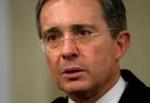 &Aacute;lvaro Uribe V&eacute;lez niega v&iacute;nculo con asesinato de defensores de derechos humanos