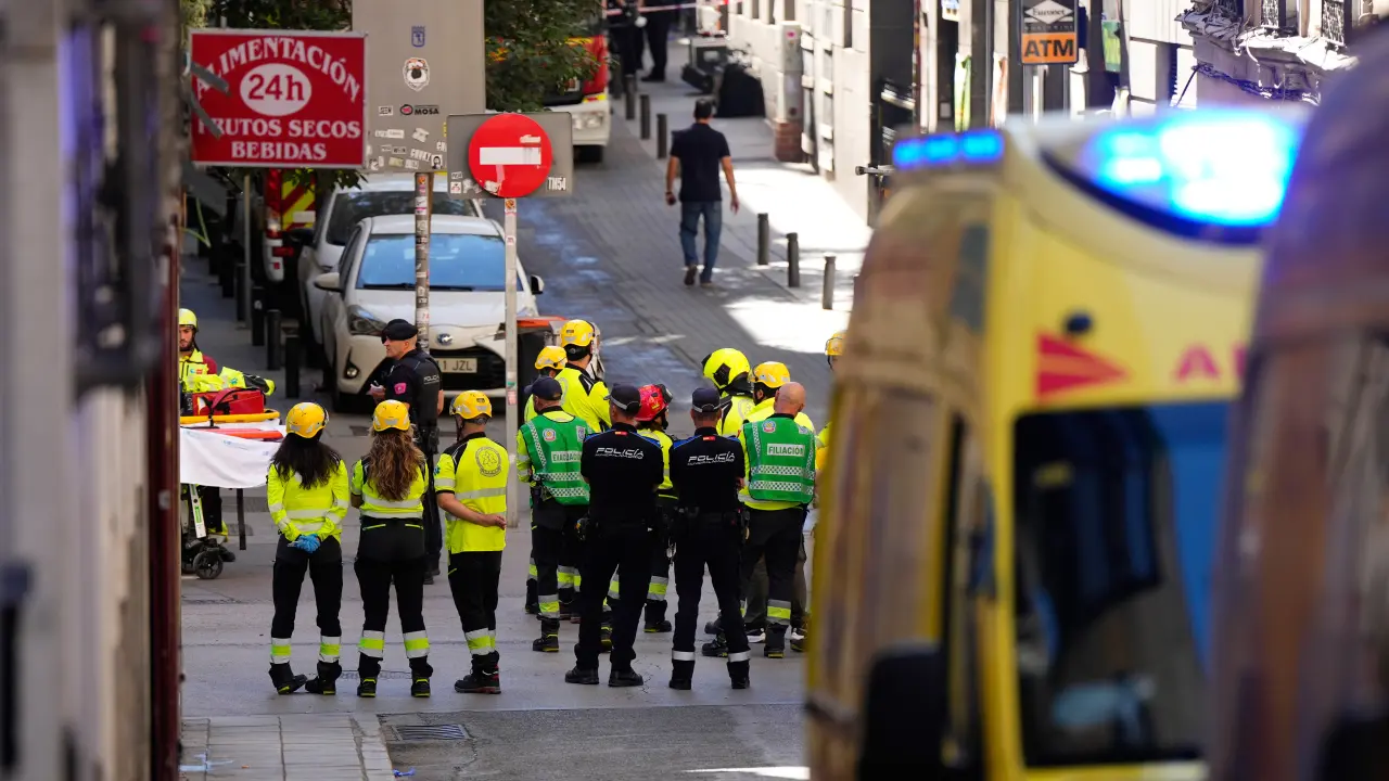 Derrumbe de edificio en Madrid causa dos muertes y desapariciones