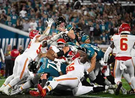 Encabeza Lawrence triunfo de Jaguares