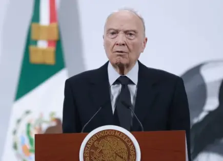 Alejandro Gertz Manero renuncia a la FGR