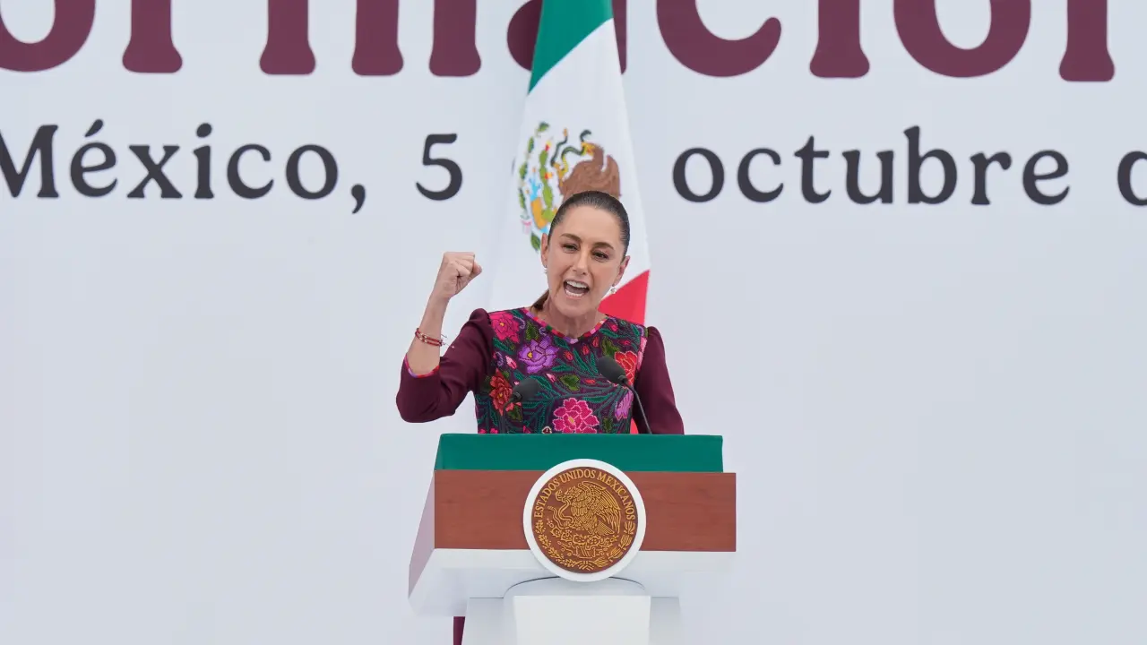 México busca acuerdo con Estados Unidos por arancel a camiones de carga