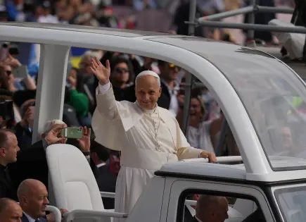 Papa León XIV Inicia Viaje Histórico a Turquía y Líbano