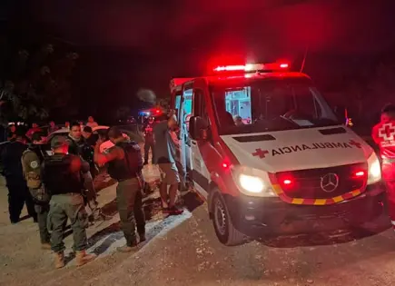 Taxista es baleado tras resistir al asalto 