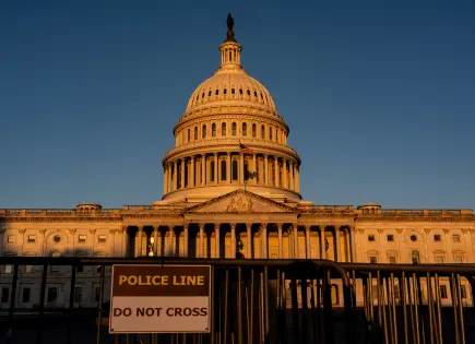 Debate Político en Cierre del Gobierno: Atención Médica en Foco Debate Político en Cierre del Gobierno: Atención Médica en Foco
