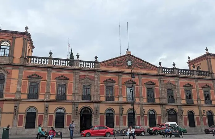 Gobierno le pagará a la UASLP