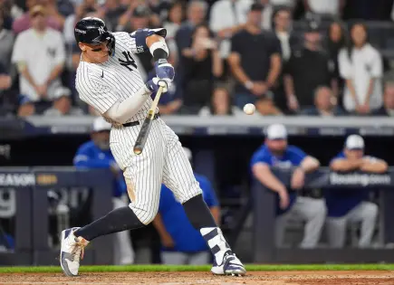 Aaron Judge se convierte en héroe de los Yankees con remontada ante Azulejos