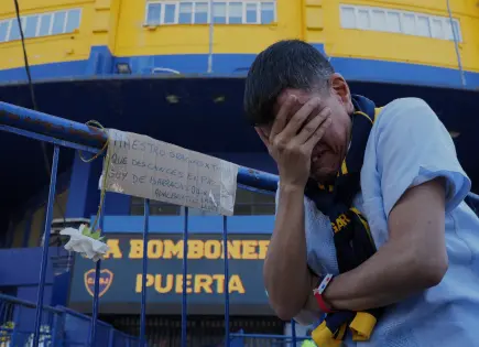 Boca Juniors despide al entrenador Miguel Ángel Russo