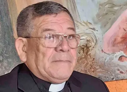 Celebra iglesia el mes del rosario