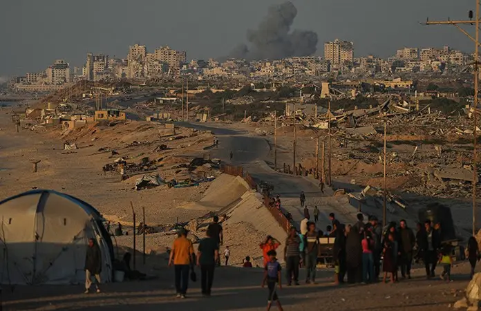 Festejos en Gaza, pero sigue el miedo a que Israel no detenga ataques