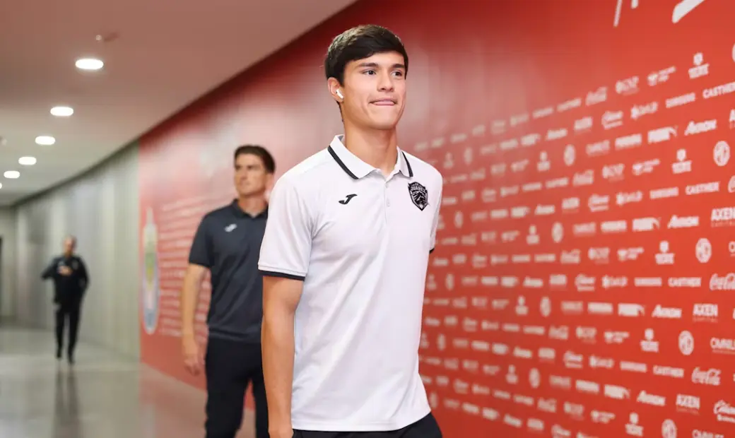 Juárez activa cláusula de compra de Diego Ochoa de Chivas