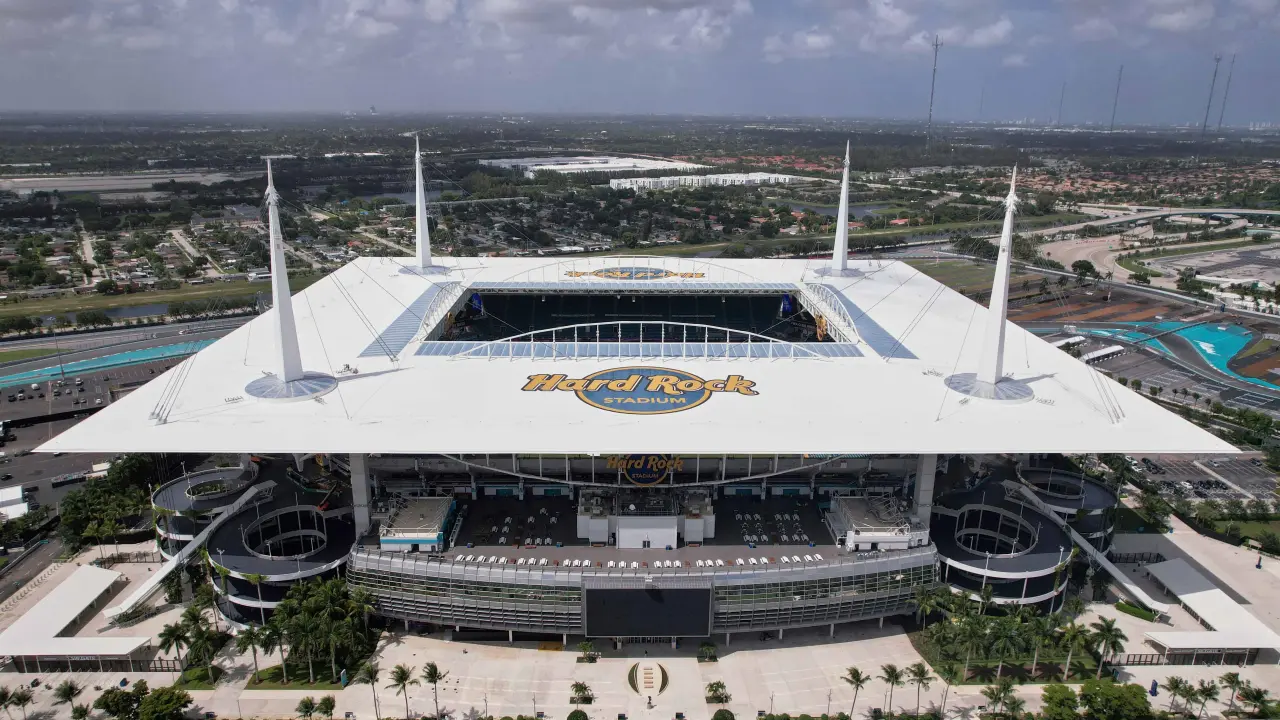 La Liga de España llevará a Barcelona y Villarreal a jugar en Miami