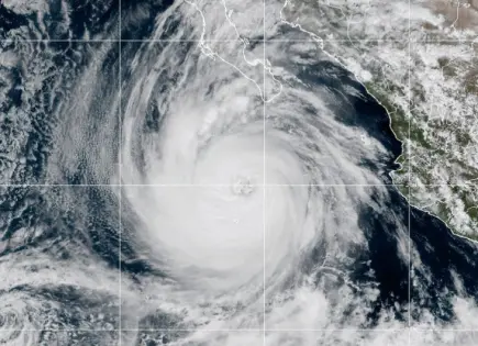 Tormenta tropical Jerry se fortalece en el Atlántico