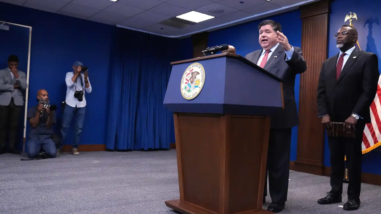 Trump acusa a autoridades de Chicago de oponerse a despliegue de Guardia Nacional