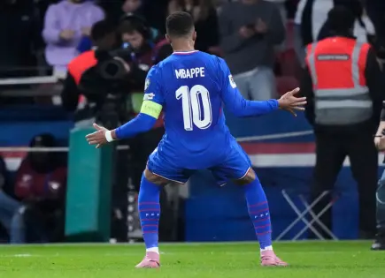 Mbappé y Kimmich destacan en jornada de clasificación para el Mundial